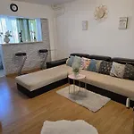 Apartment Ultracentral 3 *