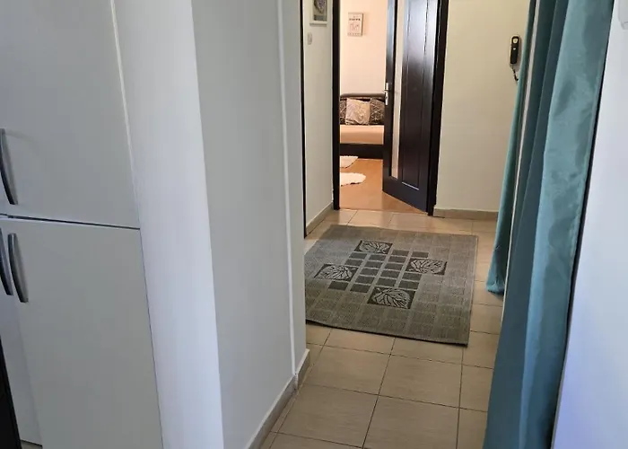 Ultracentral 3 * Bucureşti