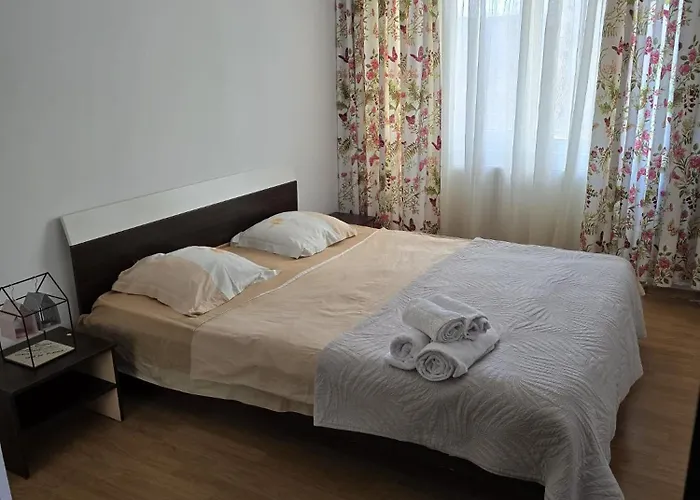 Апартаменти Ultracentral 3 *